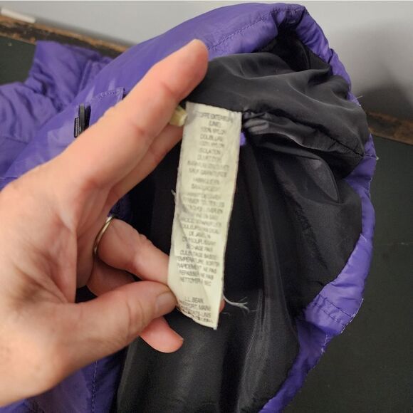 RARE!! VTG LL Bean exclusive medium Purple Button Down Filled - Picture 8 of 8